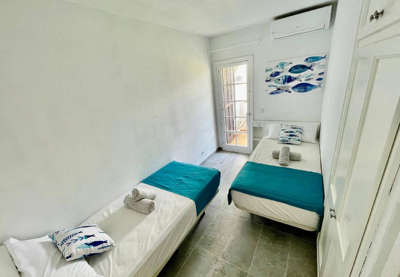 Apartamento en Calan Porter - 3.2 - Casa Azul Soleada Cala´n Porter